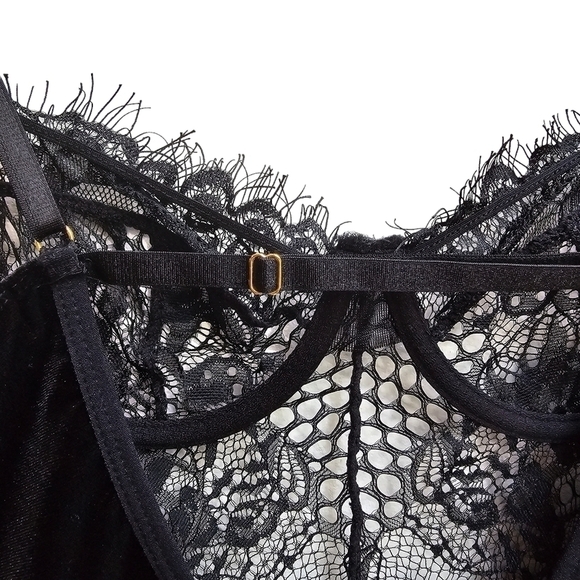 Black Lace Chemise Slip with Sheer Top and Solid Bottom, Size Extra Small - Picture 6 of 10